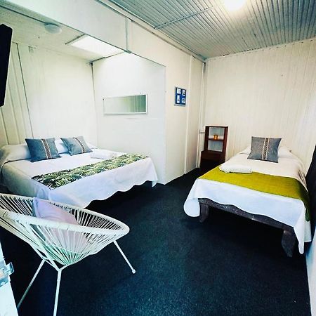 Hostal 3 Norte Сан Антонио Екстериор снимка