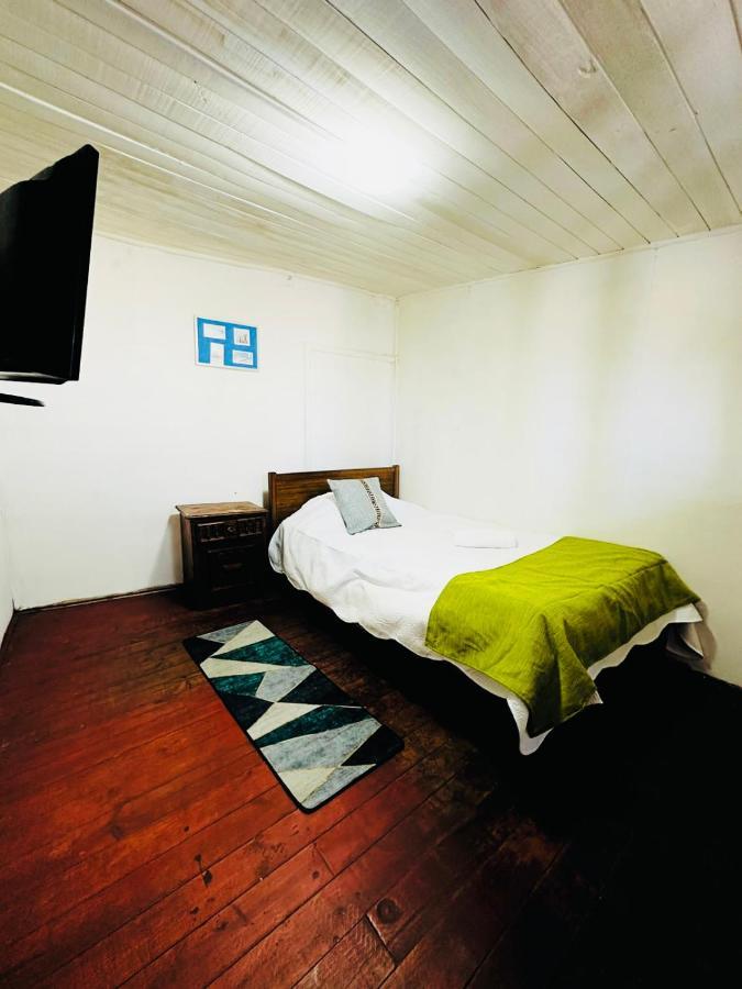 Hostal 3 Norte Сан Антонио Екстериор снимка