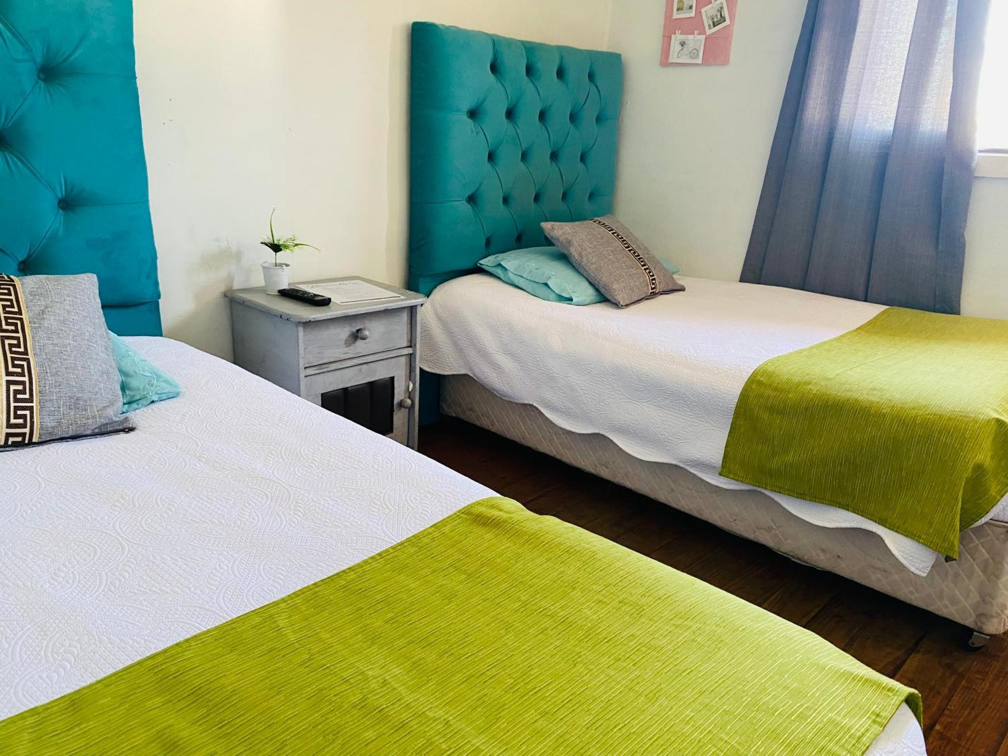 Hostal 3 Norte Сан Антонио Екстериор снимка